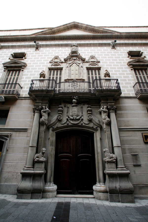 Façana