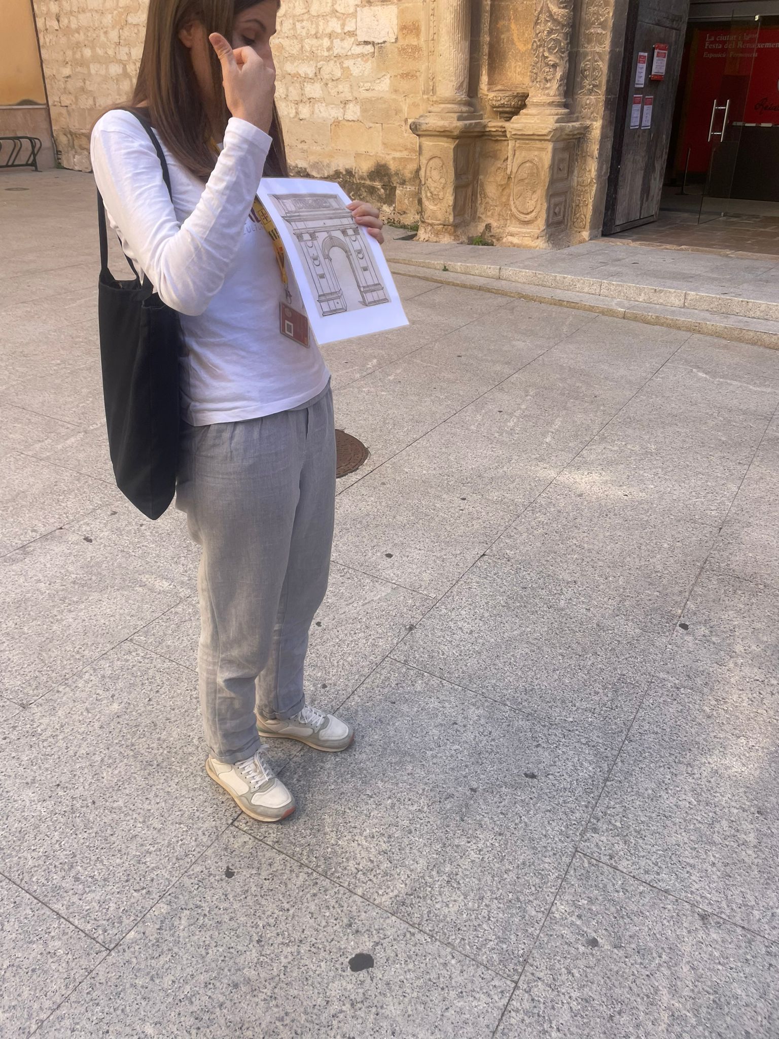 ​Dibuixar Tortosa,copsar la història