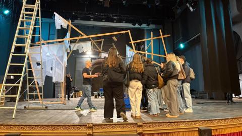 Scenography workshop with La Baldufa