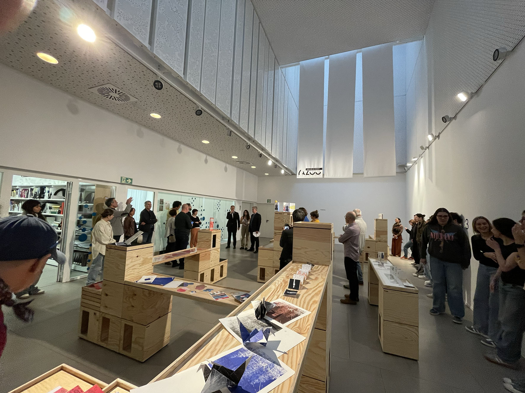 Foto exposició dels treballs dels alumnes a l'eadr