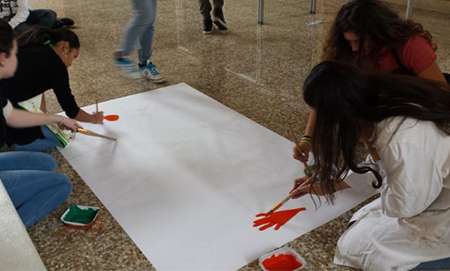 Un total de 35 alumnes de l'institut Tarragona han visitat l'escola durant el mes de febrer