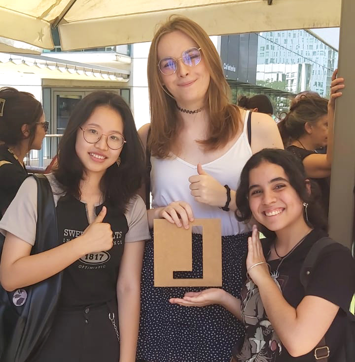 alumnes seleccionades de l'EADTarragona: Mónica Balza, Jiayi Pan, Fionna Vanhout.