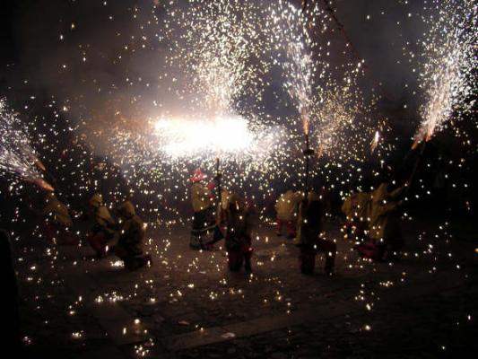 Ball de Diables Bruixots d'Alcover