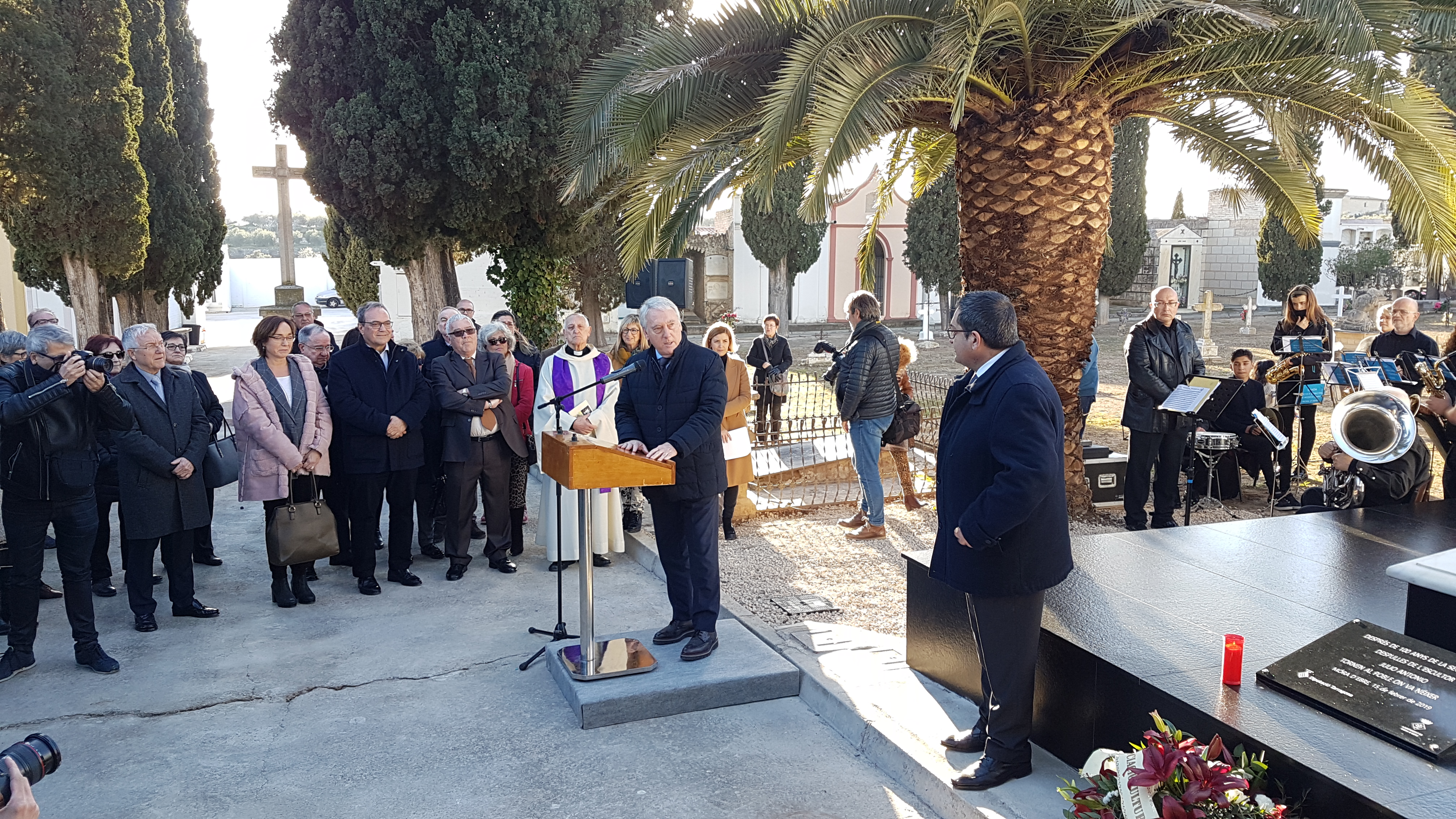 Móra d’Ebre commemora el centenari de la mort de Julio Antonio amb un homenatge al seu mausoleu 