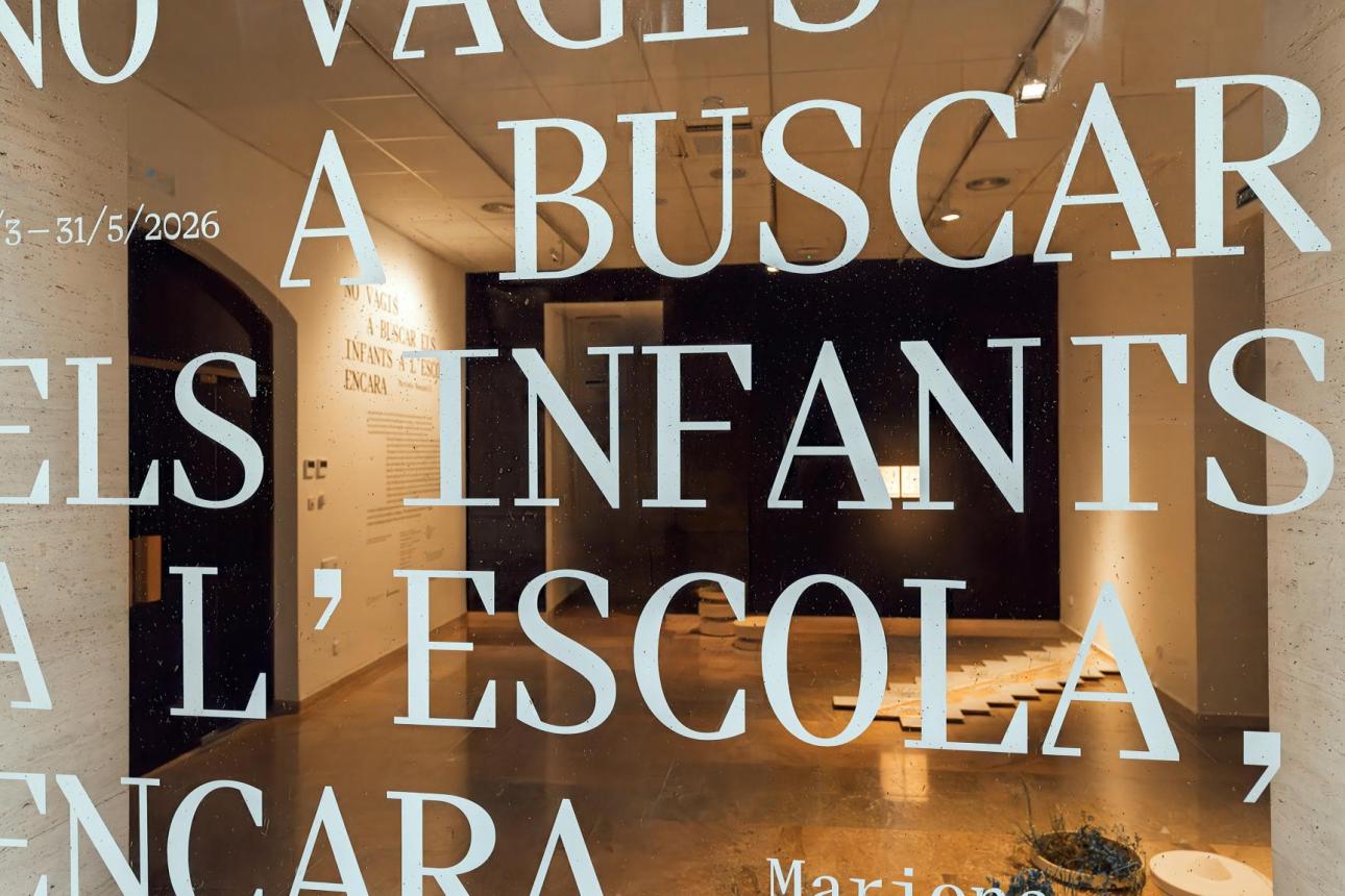 Exposició: No vagis a buscar els infants a l'escola, encara