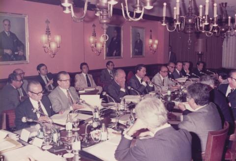 L’Àlbum de l’Arxiu recorda la reunió de la Comissió per a l’estudi d’un règim especial de les províncies catalanes, ara fa 50 anys