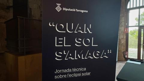 Fotografia del cartell de la primera jornada