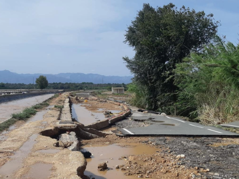 Fotografia d'una carretera afectada