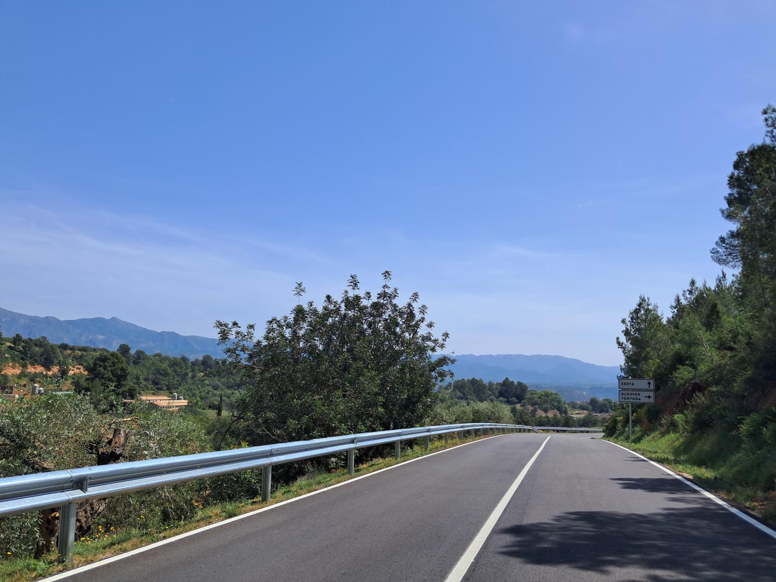 Barreres de seguretat instal·lades a la carretera TV-3541