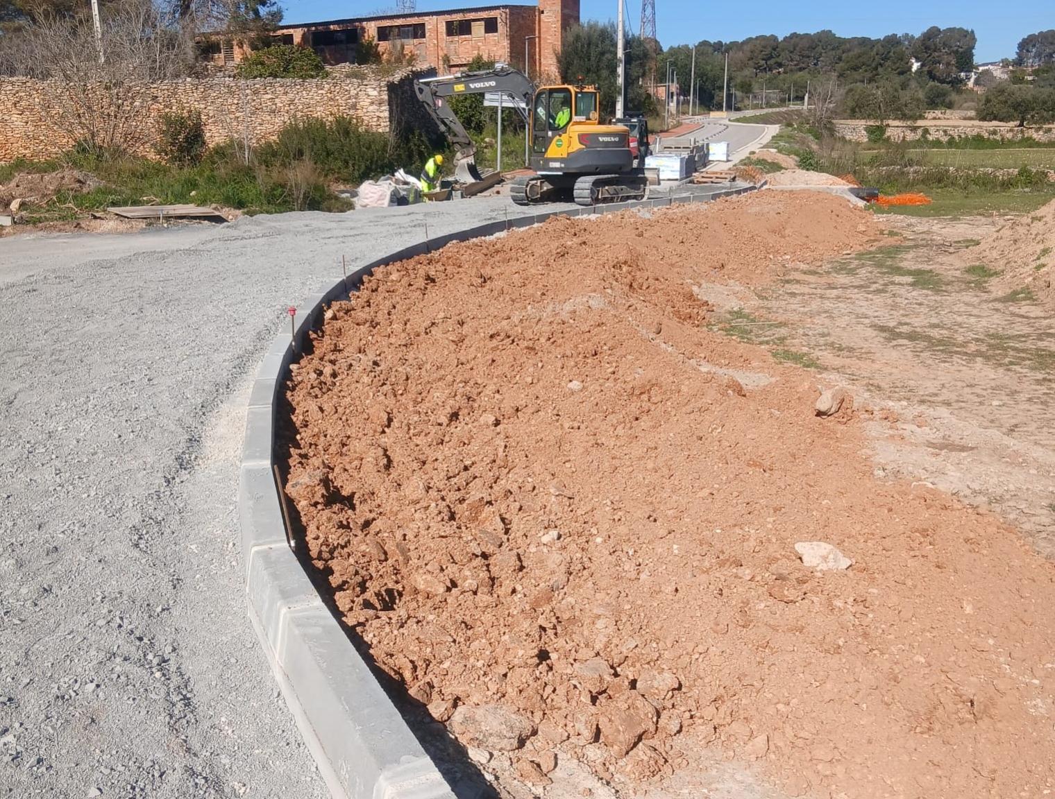 Obres de construcció de la rotonda